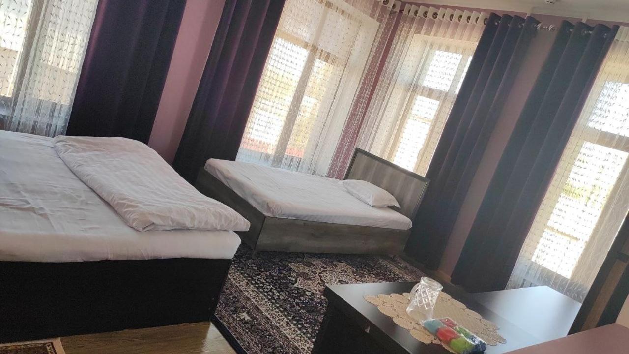 Hotel Tomaris à Noukous Extérieur photo