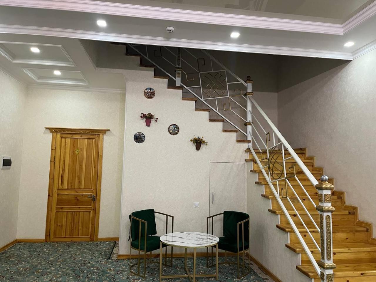 Hotel Tomaris à Noukous Extérieur photo